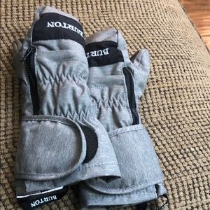 Burton mittens 2T